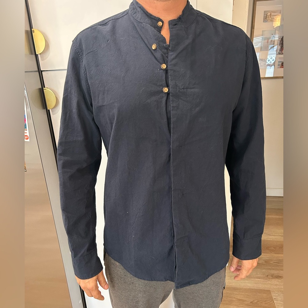 Men’s Collarless Long Sleeve